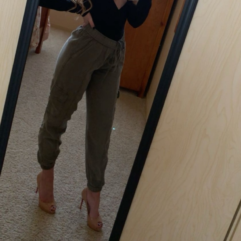 Knox Rose green pants size XS